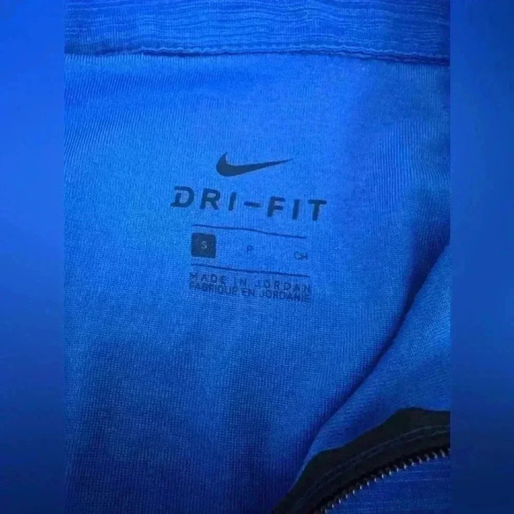 Nike Dri-Fit 1/4 Zip Superset Pullover Long Sleeve Shirt - Picture 4 of 4